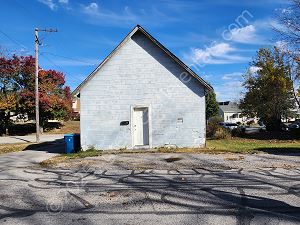 View all pictures available